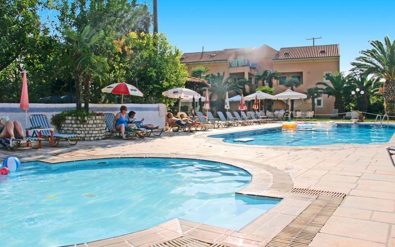 Poseidon Apartments Агиос Гордиос Екстериор снимка